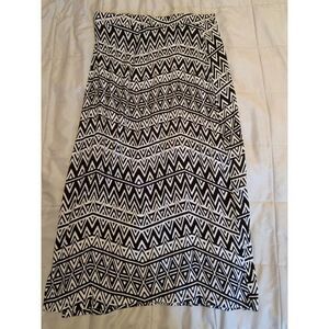 ATP.9 black and white maxi